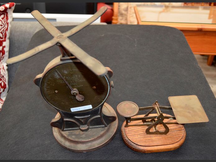 VINTAGE SALTER SCALE & A LETTER SCALE