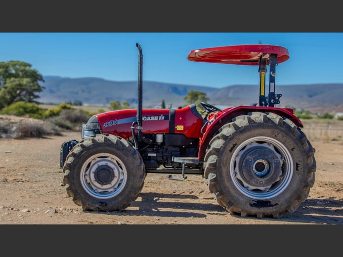 Case JX95 treker