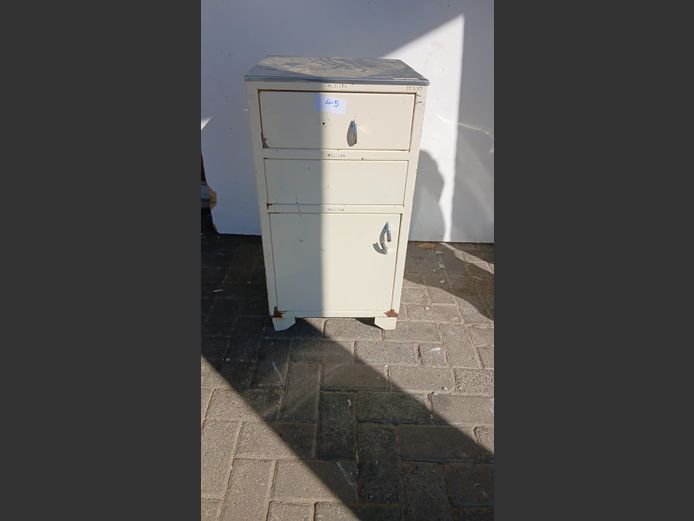 Retro bedside table