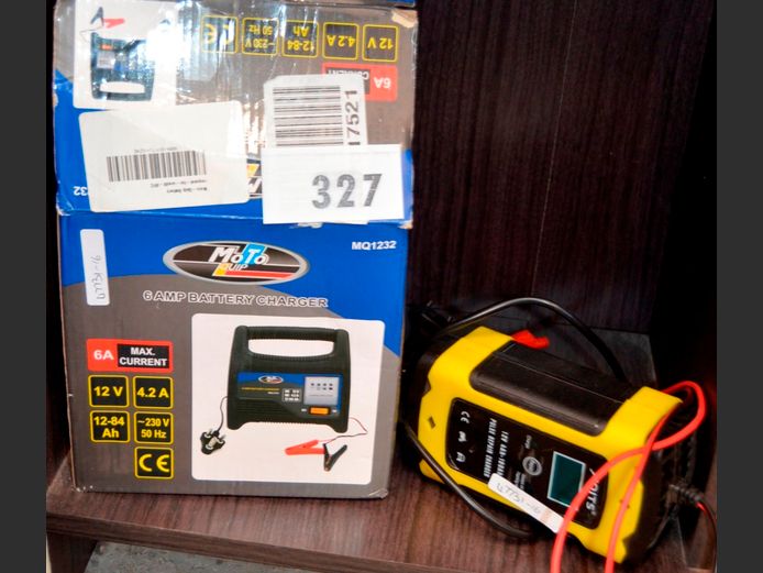 LOT: 2 x CAR BATTERY CHARGERS [Faulty]
