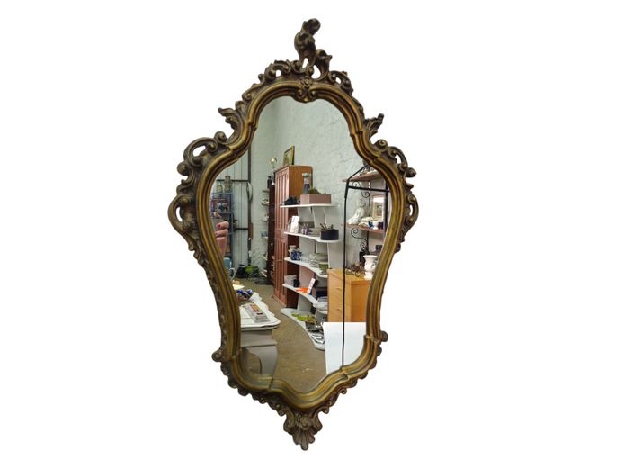 Mid-20th Century Rococo Revival Gilt-Finished Wall Mirror