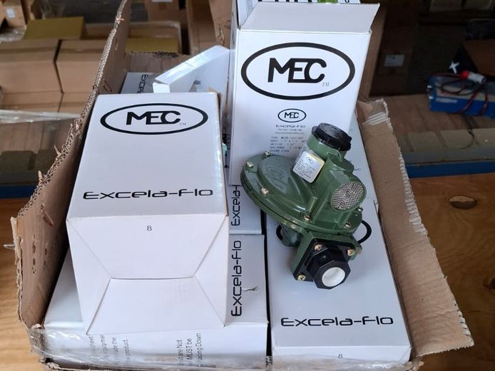 Lot Gas regulators approx 15