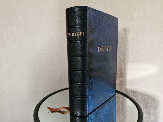 1953 Afrikaans Family Bible