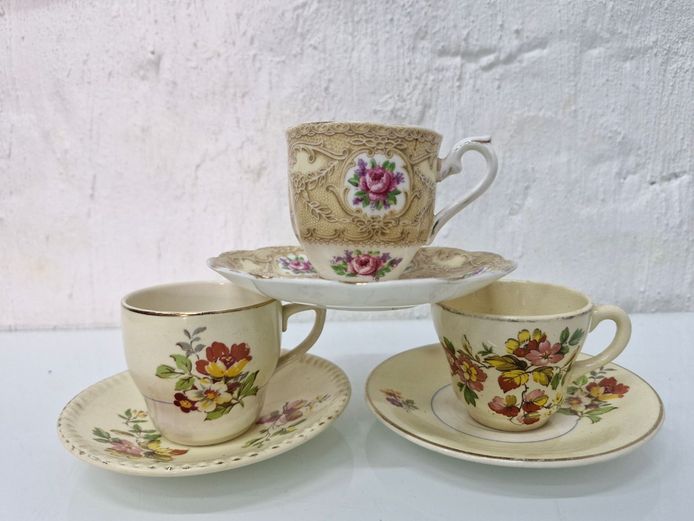 Vintage Mixed Lot of English Teacups including 1930s Royal Albert & British Anchor England