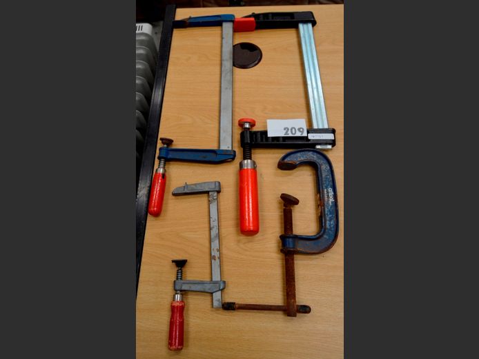 LOT: 3 x F-CLAMPS & A G-CLAMP