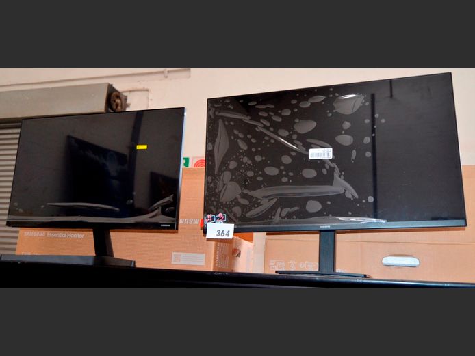 LOT OF 2 SAMSUNG MONITORS: 24" & 27" [Switch on, damaged]
