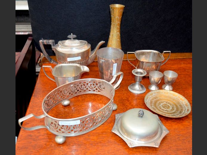 SILVER PLATE TEAPOT, MILK JUG & SUGAR BOWL, etc