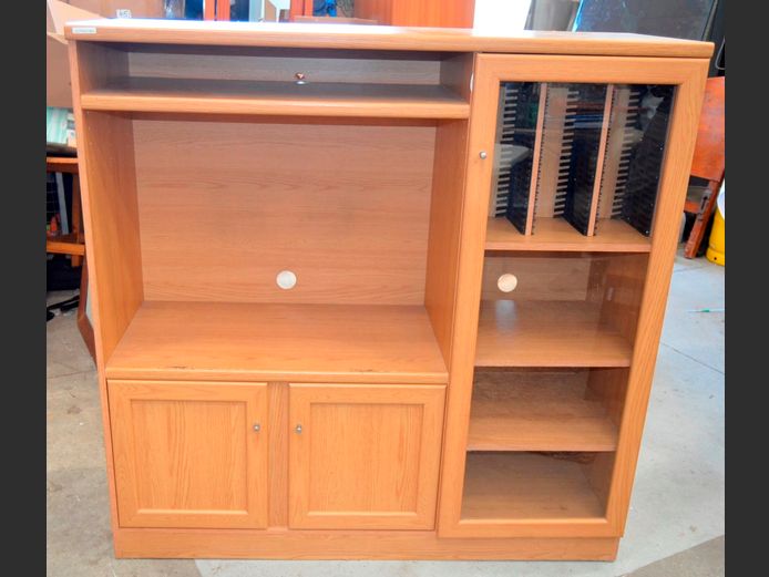 OAK FOIL 3-DOOR TV CABINET, 130 x 46 x 130cm