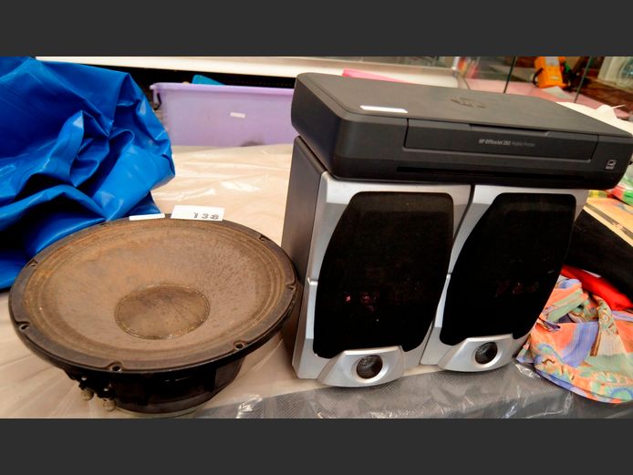 SUB & PAIR HI-FI SPEAKERS & AN HP OFFICEJET 202 MOBILE PRINTER [Switch on, untested further] [1,2]