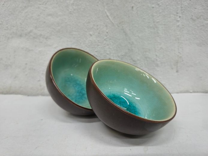 Pair of Small Chinese Crackle-Glaze Ceramic Bowls