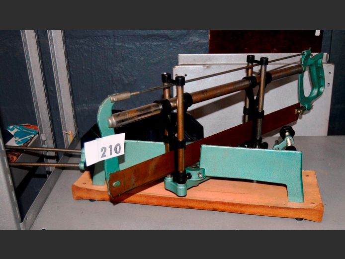 MITRE SAW