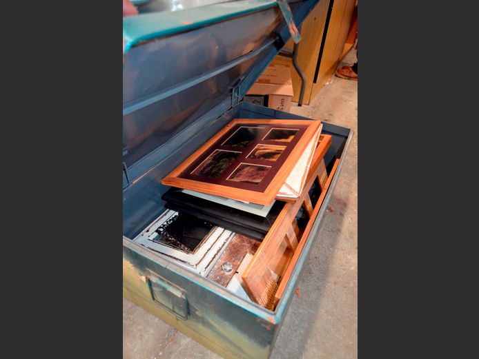 METAL TRUNK WITH CONTENTS, 76 x 46 x 35cm