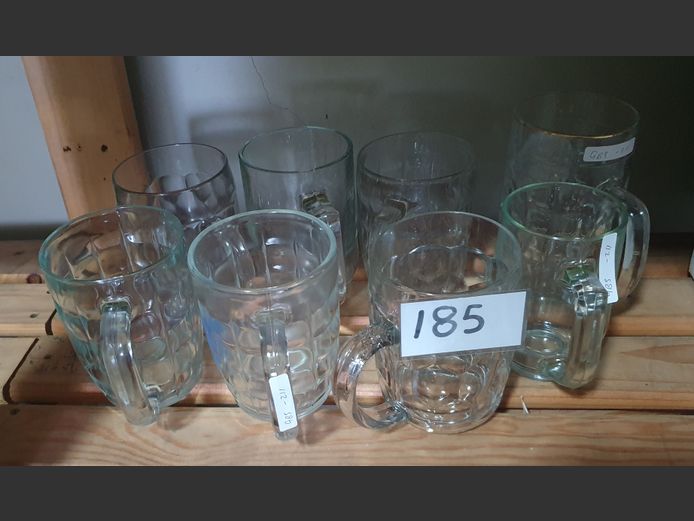 LOT: GLASS BEER MUGS