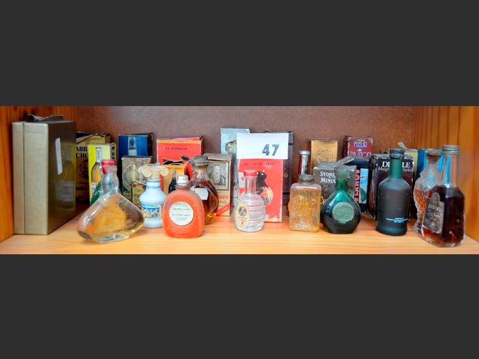 COLLECTION MINIATURE LIQUOR BOTTLES [Condition of contents unknown]