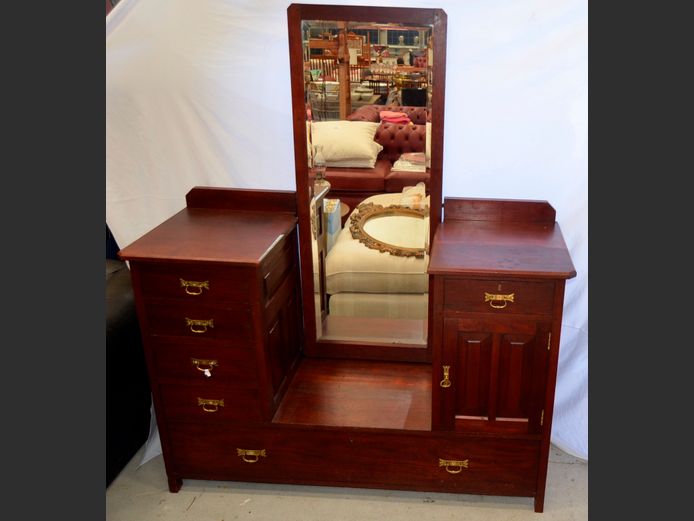 RHODESIAN TEAK 6-DRAWER, SINGLE DOOR DRESSER WITH BEVELLED MIRROR, 143 x 51 x 169cm