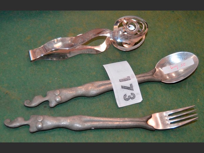SET CARROL BOYES SALAD SERVERS, 25cm Long, & ICE TONGS, 17cm Long
