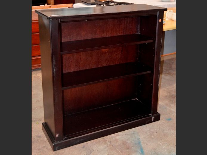 DARK STAINED PINE 3-TIER BOOKSHELF, 94 x 33 x 97cm