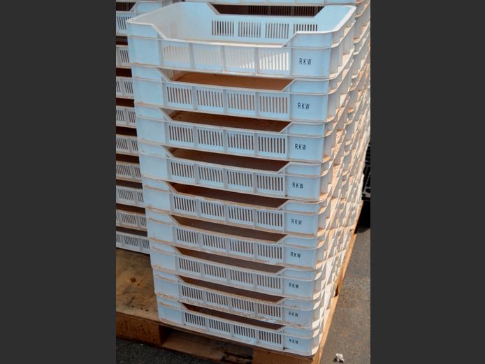 LOT OF 9: PLASTIC FRUIT CRATES