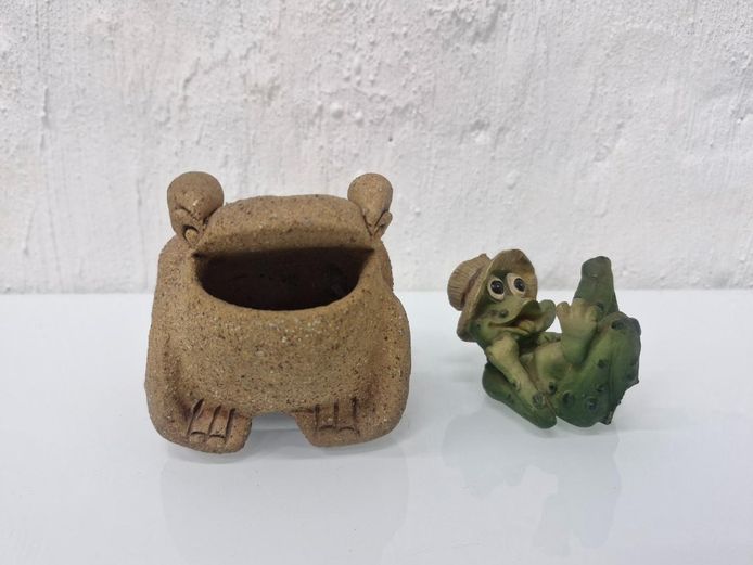 Whimsical Vintage Ceramic Frog Sponge Holder and Figurine Set