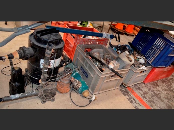 KOI UV FILTER, PIPE FITTINGS, etc [Untested]