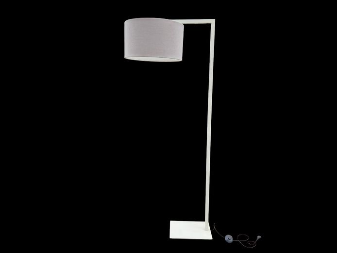 Modern Minimalist White Steel Floor Lamp