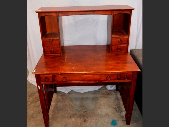 MAHOGANY 7-DRAWER DESK, 102 x 61 x 128cm [Scuffed]